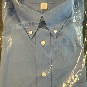 Roundtree & Yorke Light Blue Button-Down Dress Shirt